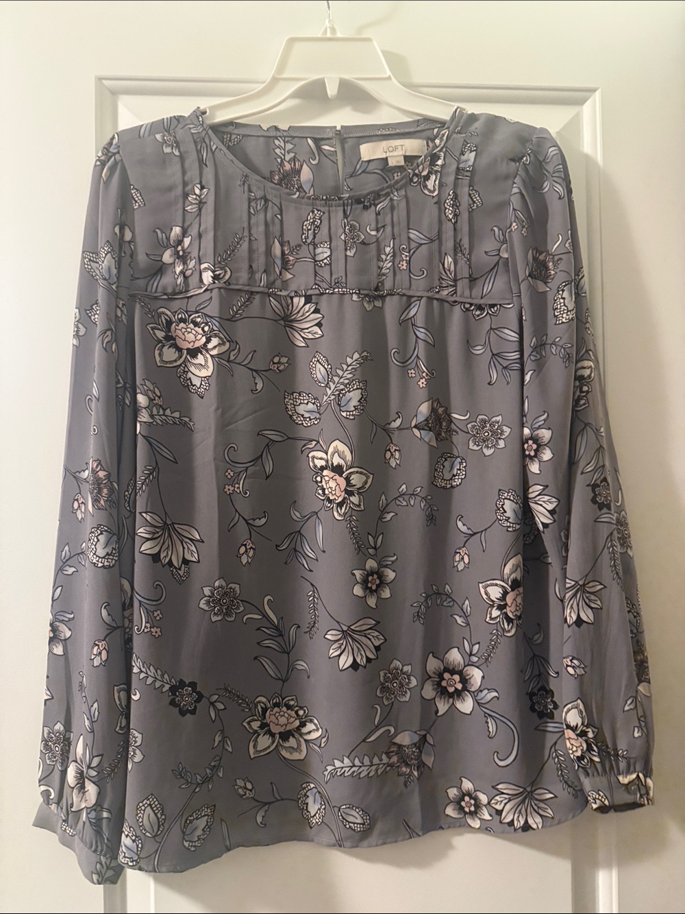 LOFT Gray/Purple Floral Long-Sleeve Peasant Blouse size large